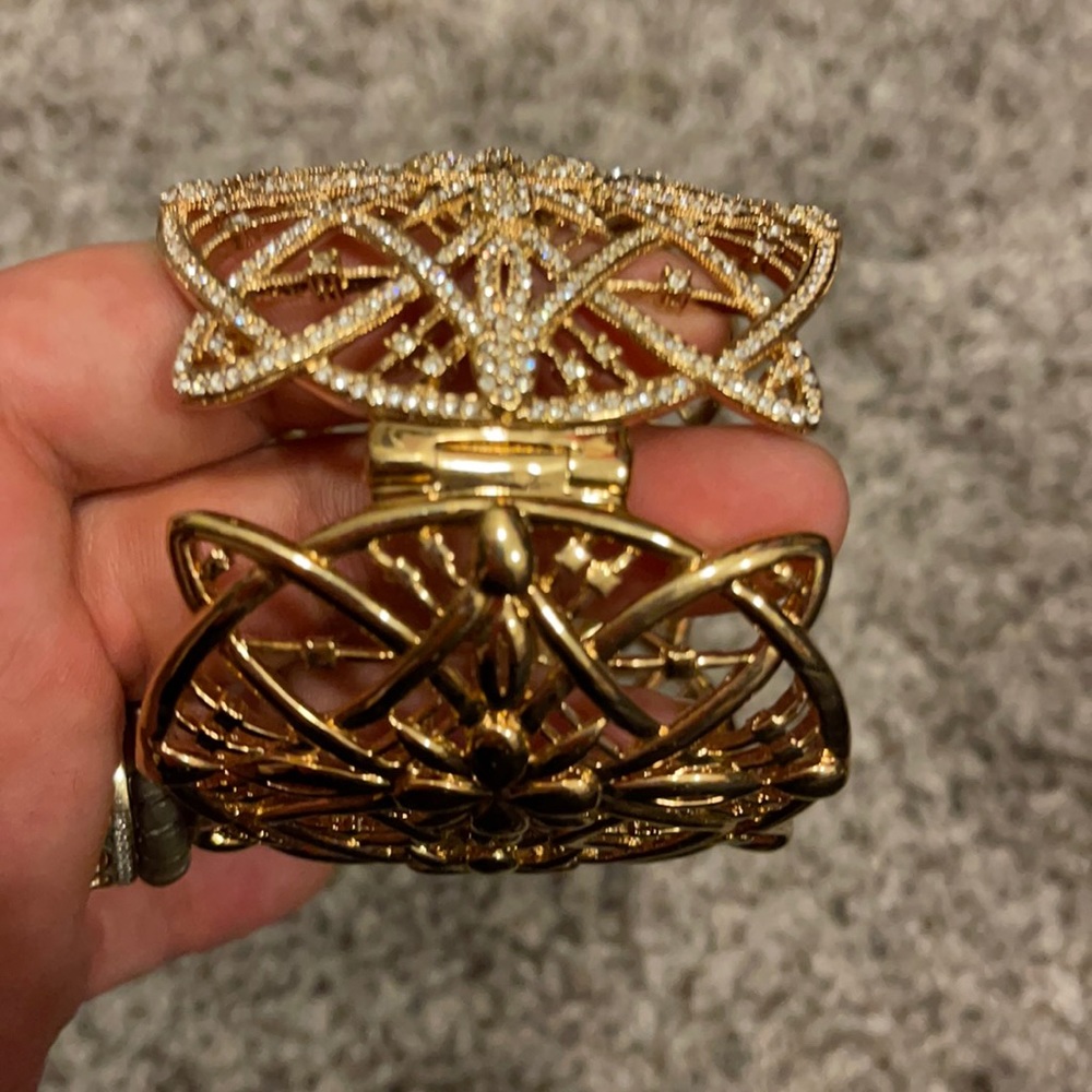 Rhinestone Gold Bracelet - Picture 4 of 5